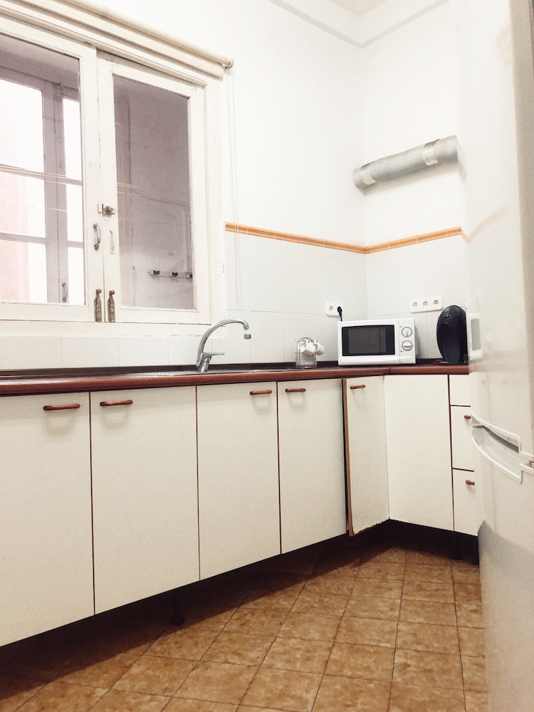 Apartment, 5 Bedrooms, Non Smoking