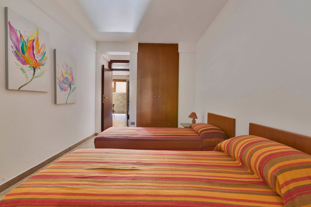 Family Apartment, 2 Bedrooms (1070)
