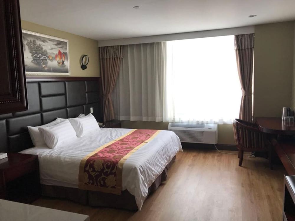 Comfort Room, 1 King Bed, Non Smoking