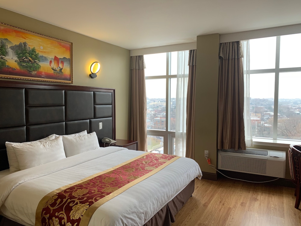 Premium Room, 1 King Bed, Non Smoking