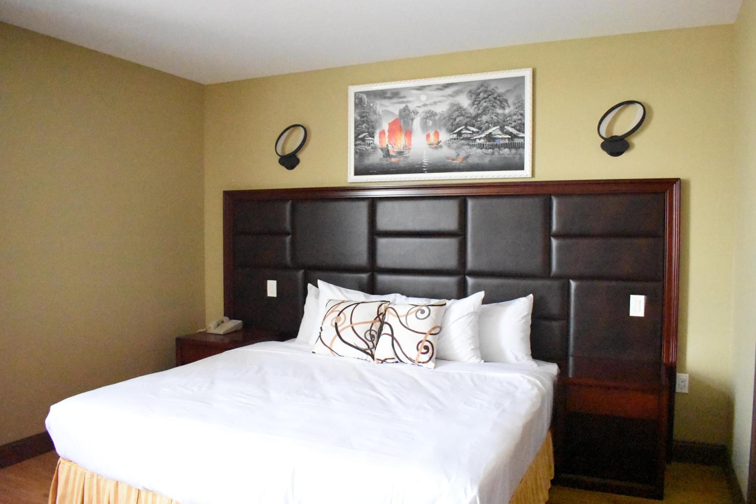 Presidential King Suite