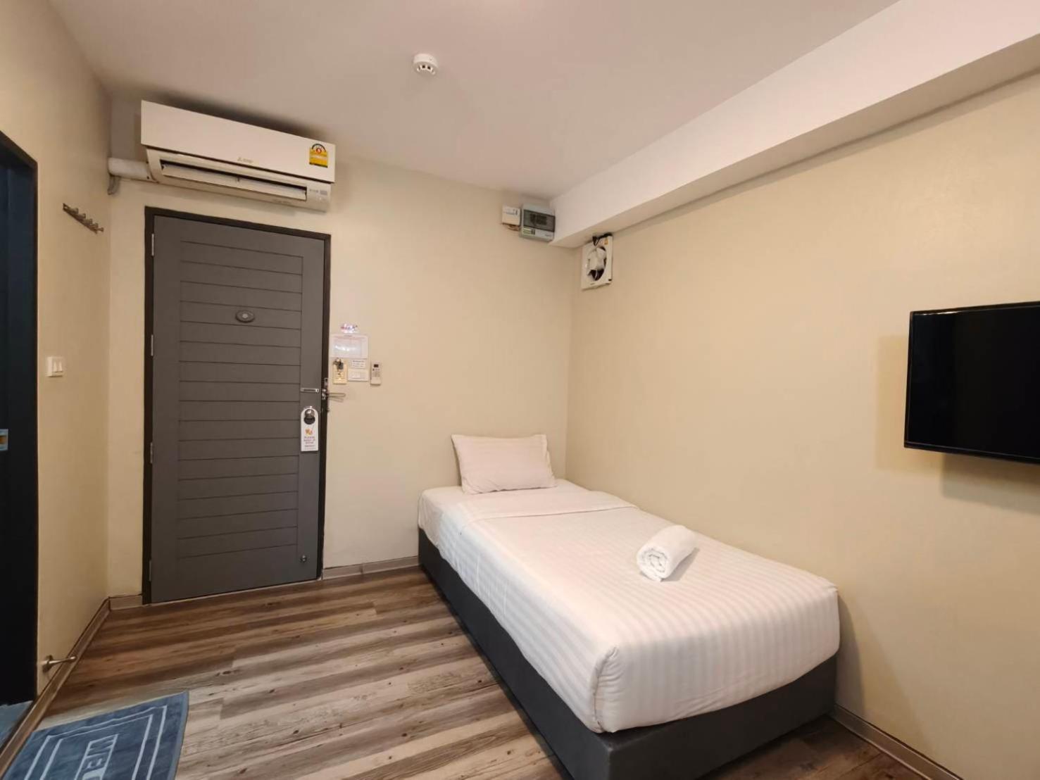 Superior Twin Room - No Window