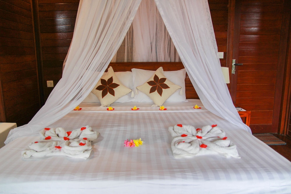Deluxe Cottage, 1 King Bed, Sea View