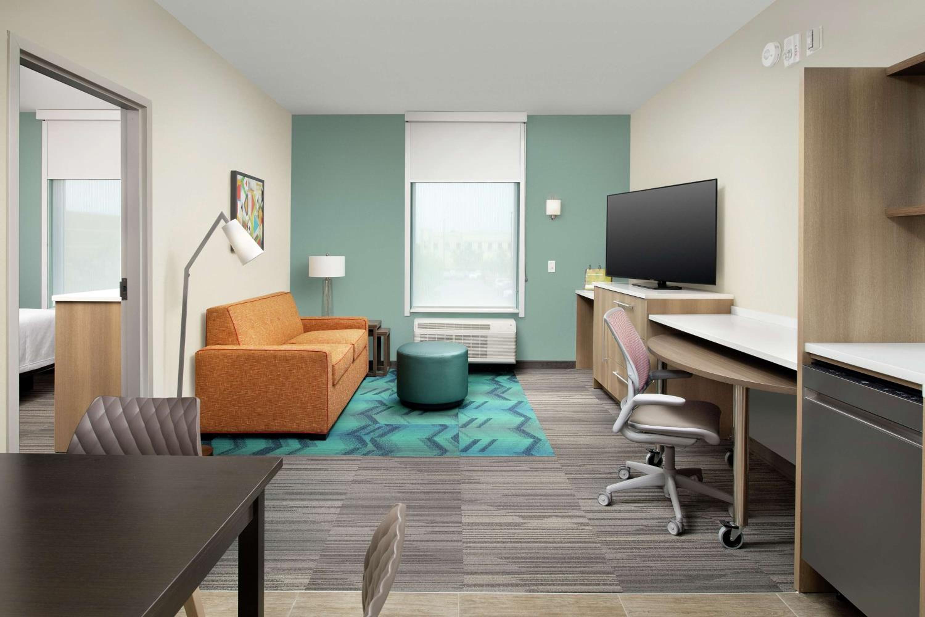 King Suite - Hearing Access/Non-Smoking