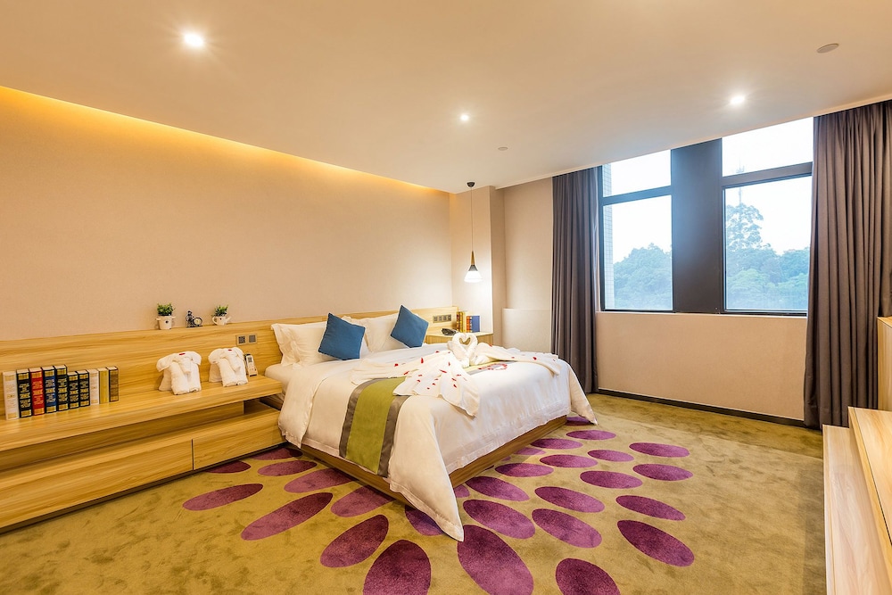 Deluxe Executive Suite