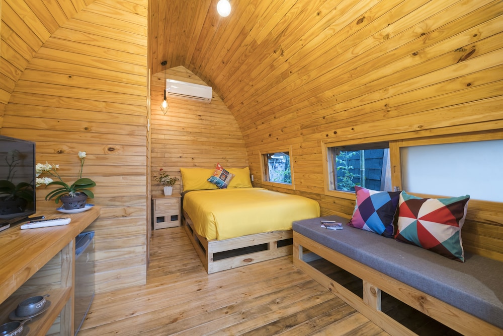Double Pool & River Bungalow