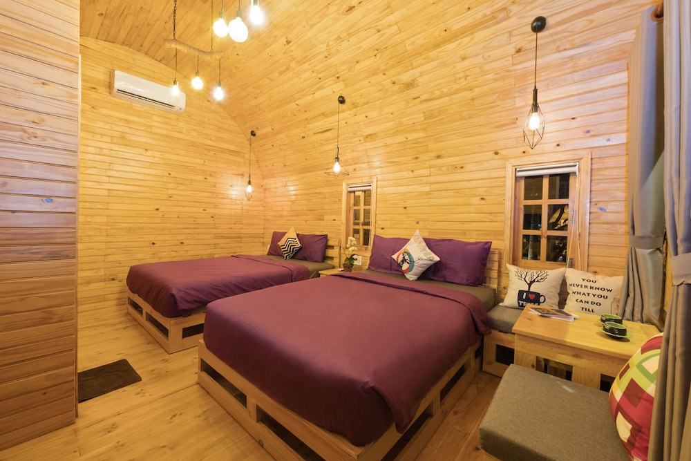 Family Garden Bungalow