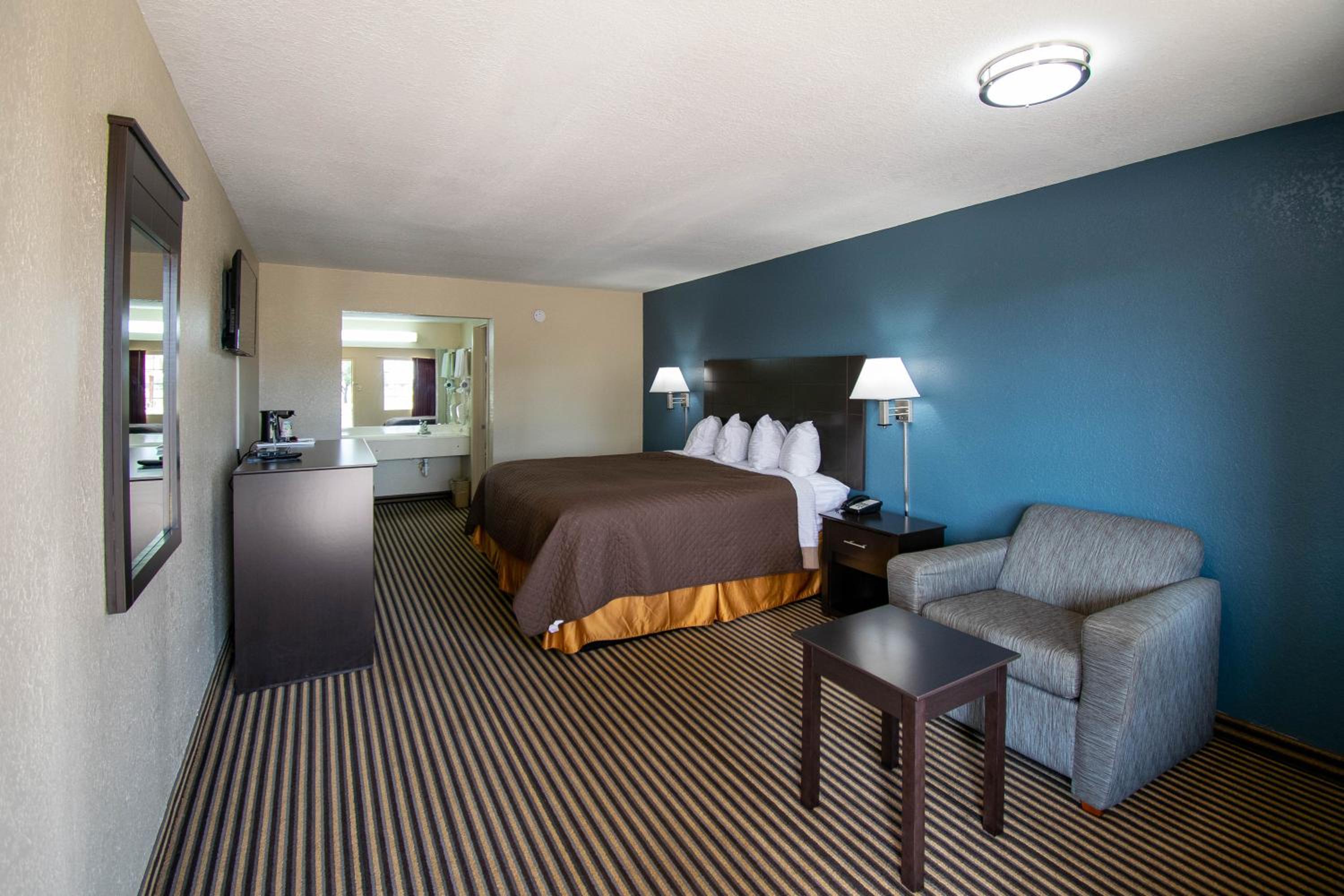 King Room - Non-Smoking