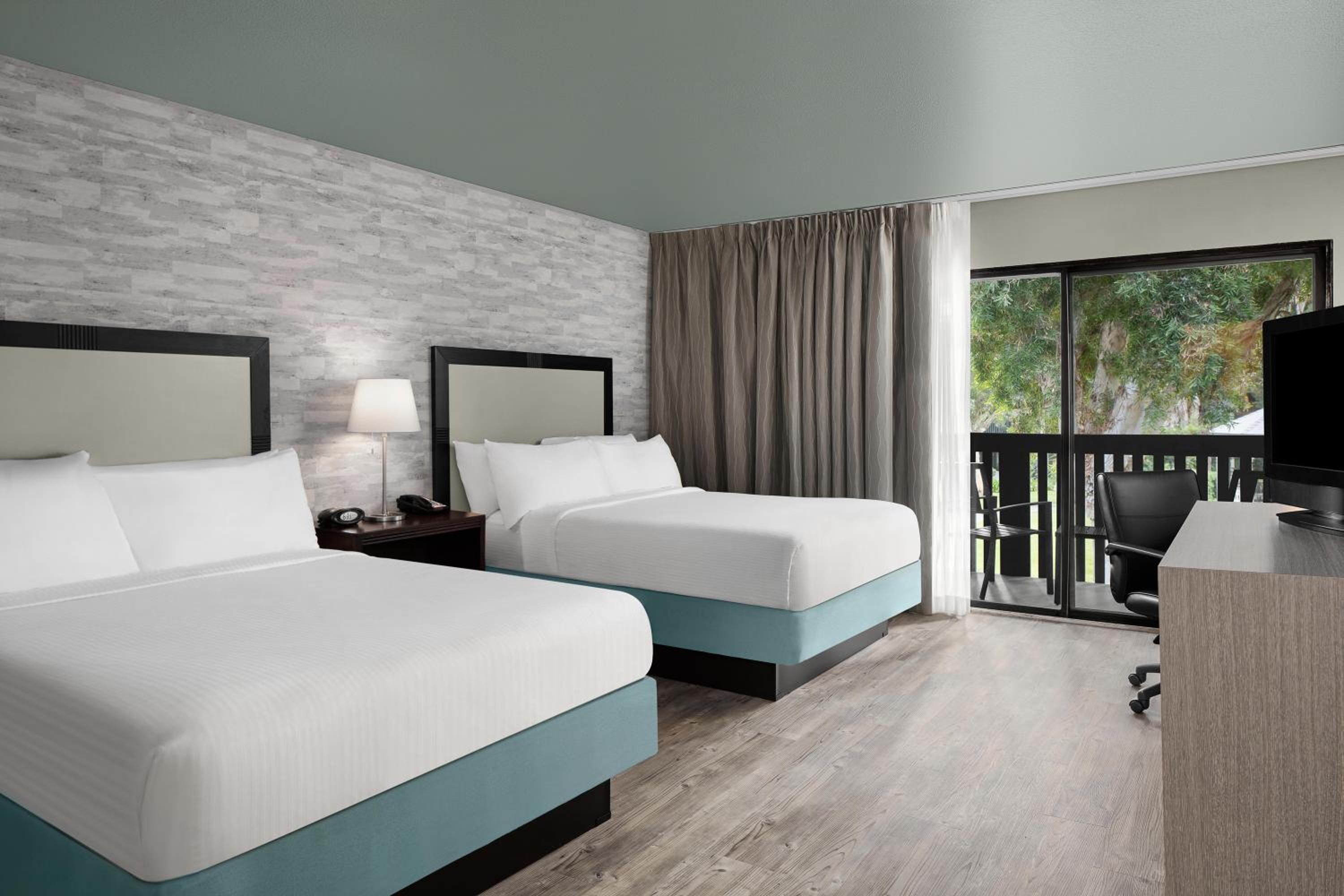 Double Room with Balcony