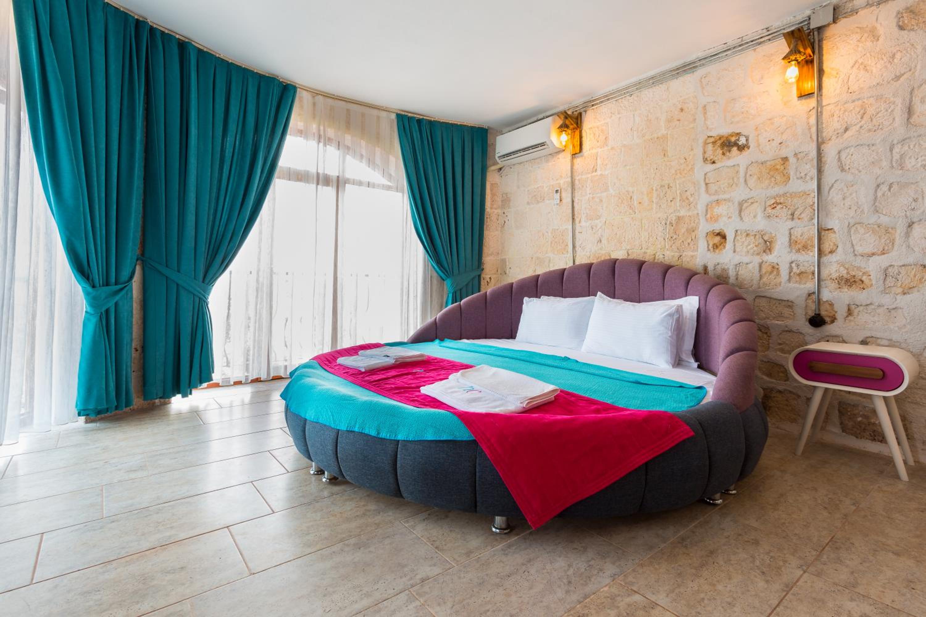 Double Room with Sea and Garden View