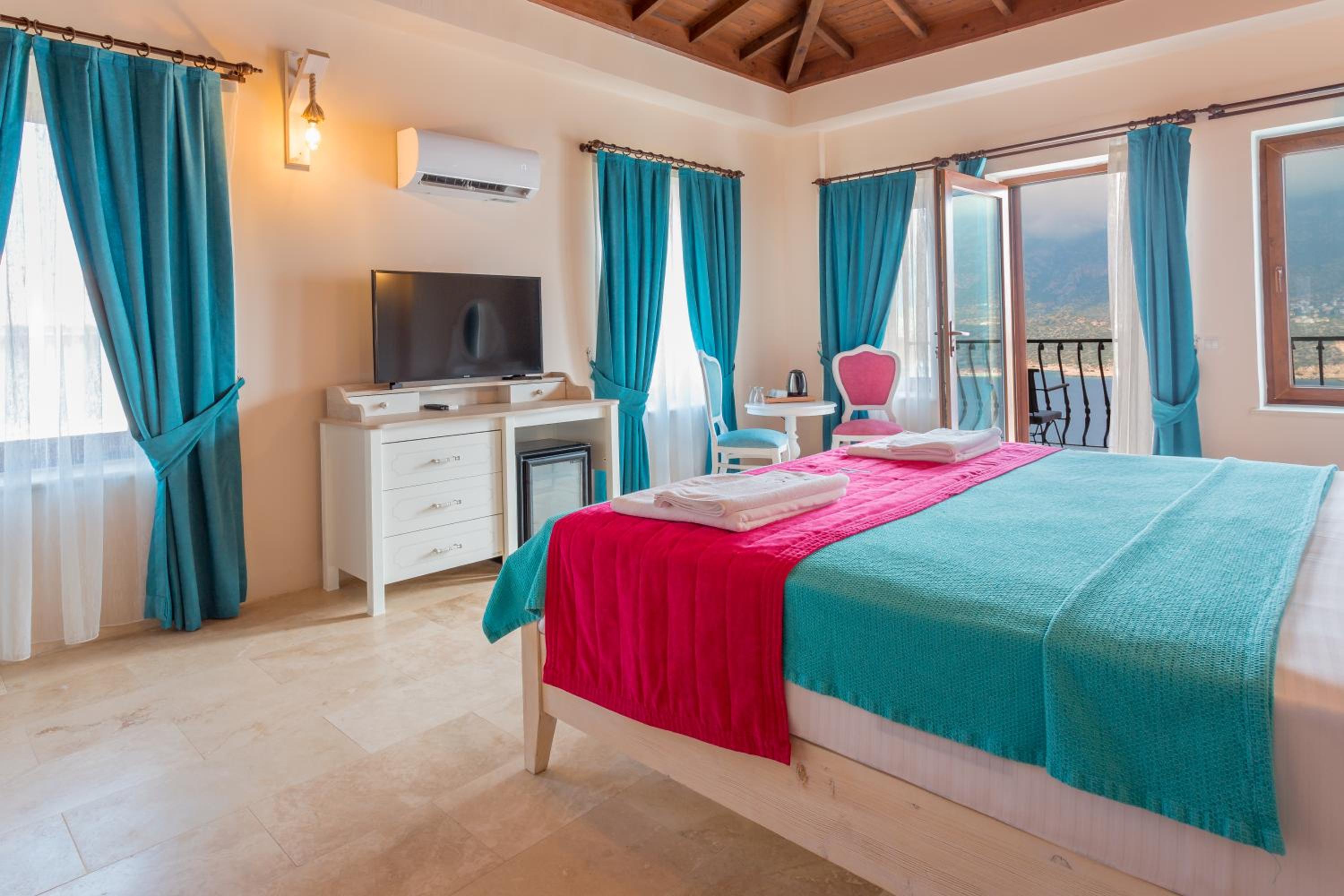 Deluxe Double Room with Sea View