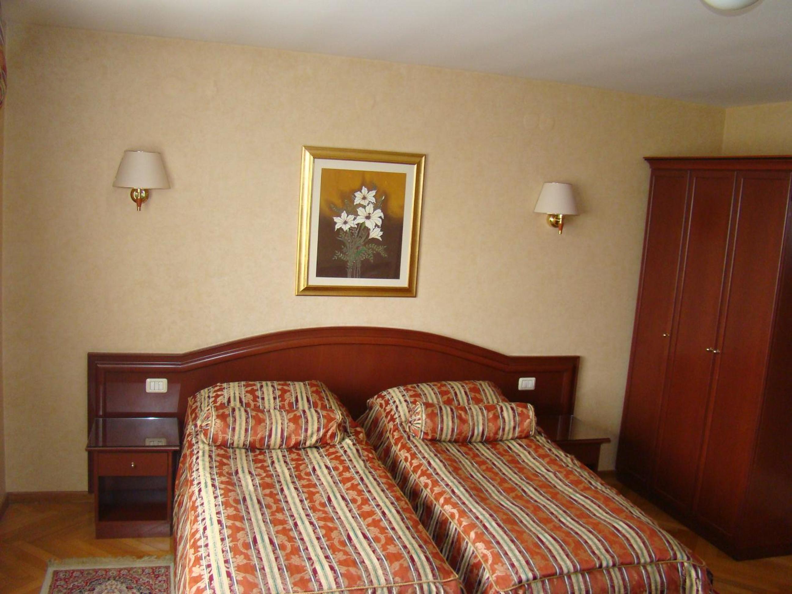 Economy Twin Room
