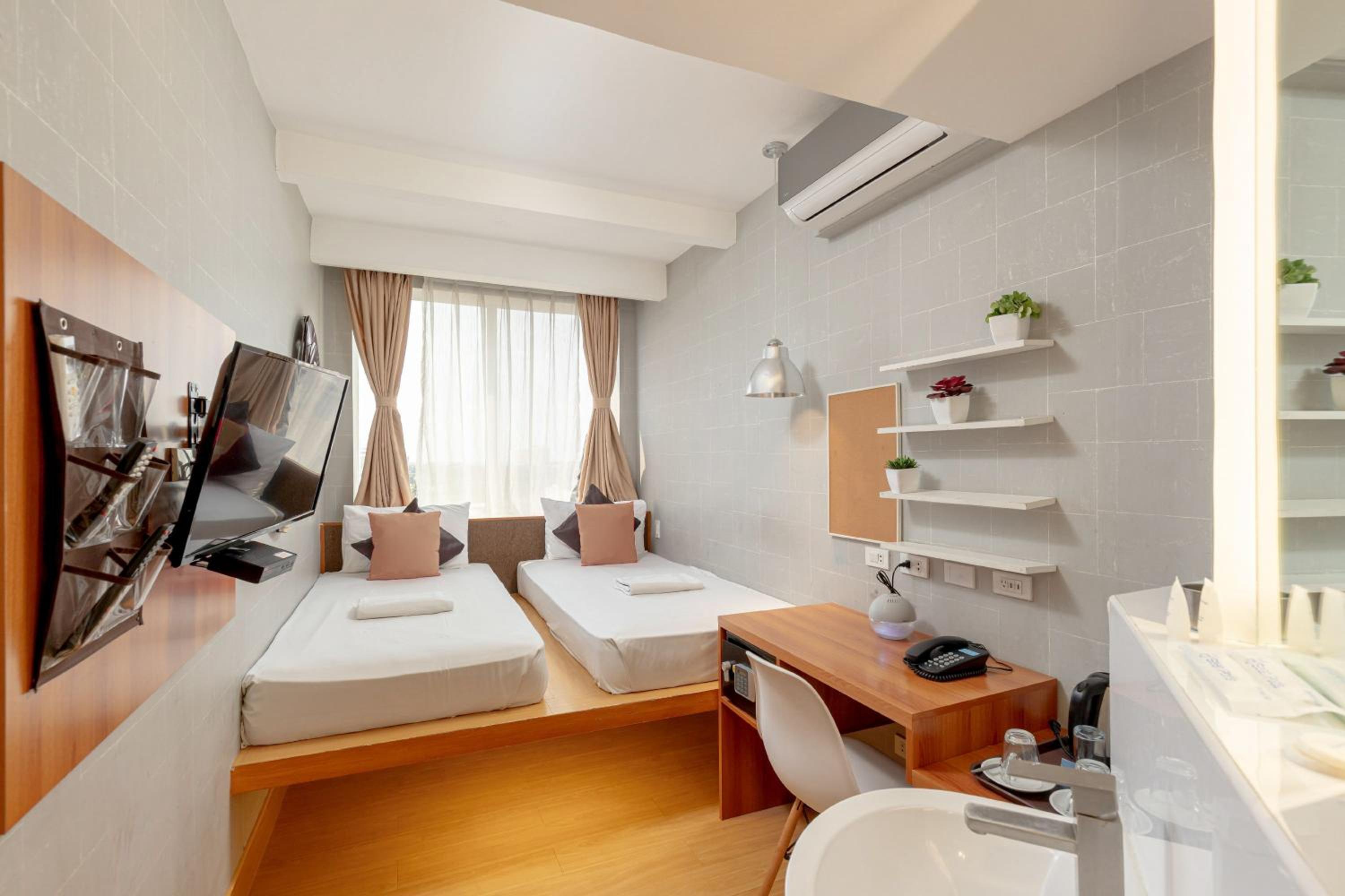 Deluxe Twin Premium with Spa Package