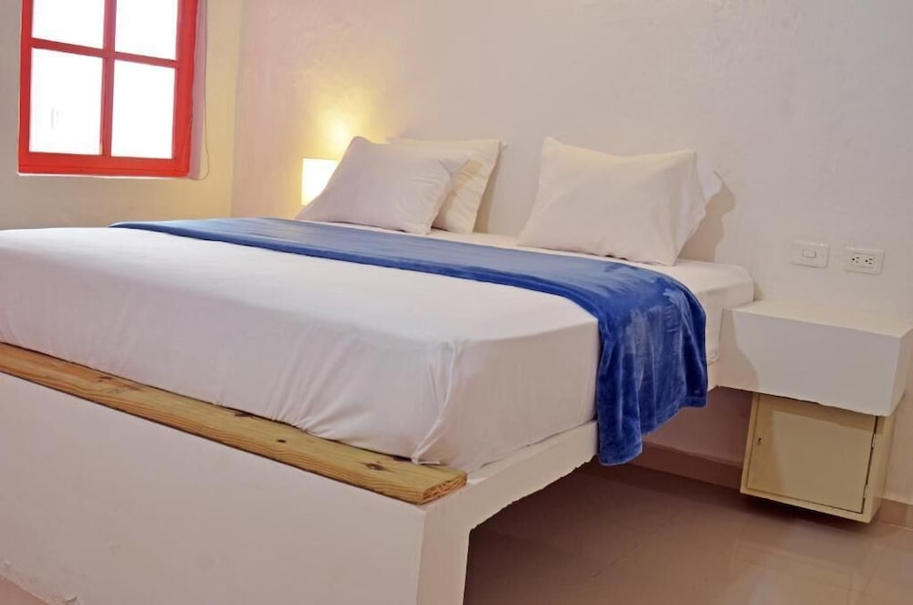 Standard Room, 1 Queen Bed, Non Smoking
