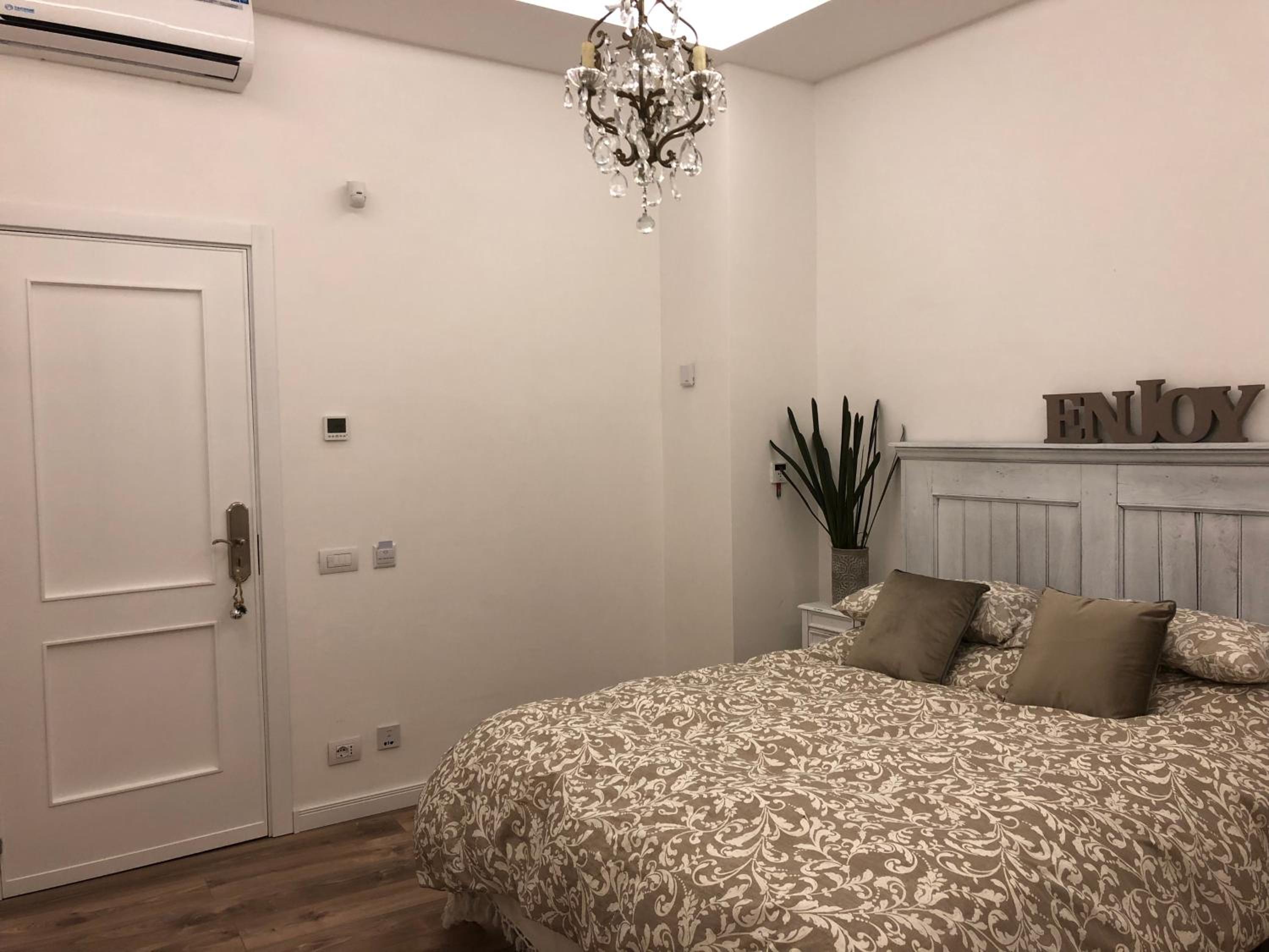 Deluxe Room (2 Adults + 1 Child)