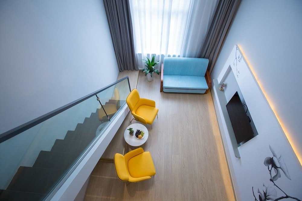 Business Loft (B)