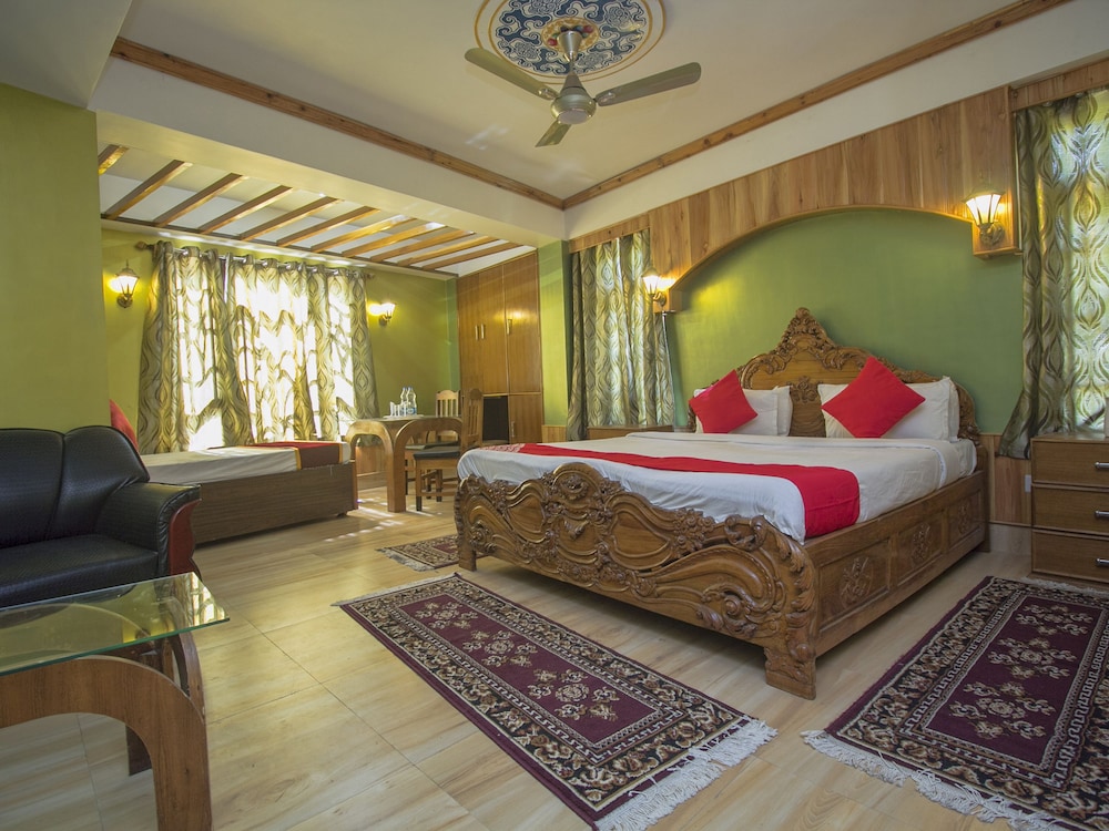 Suite, 1 Queen Bed