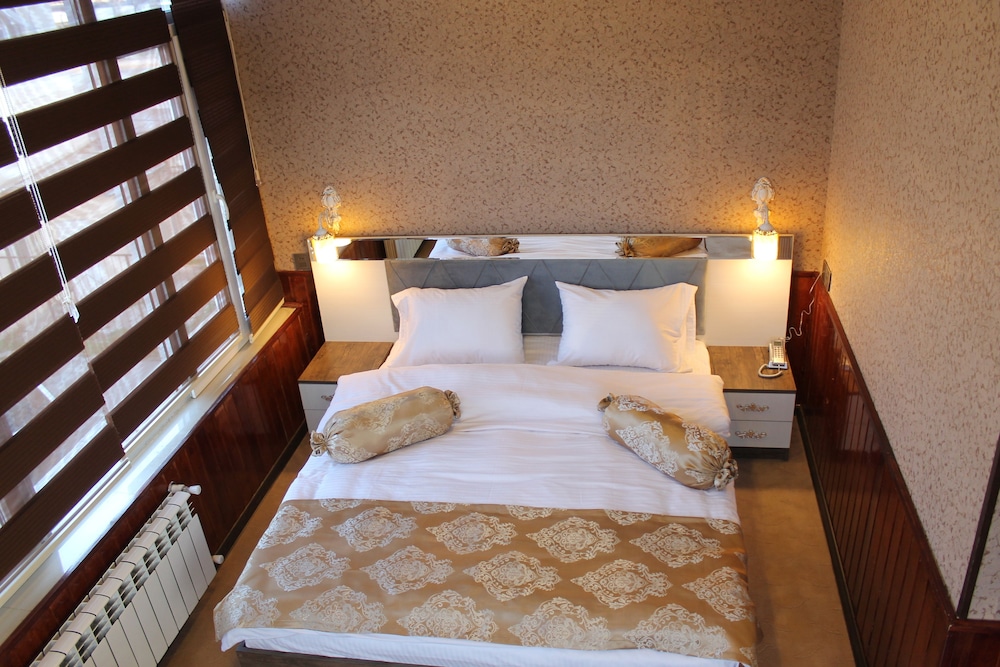 Luxury Room