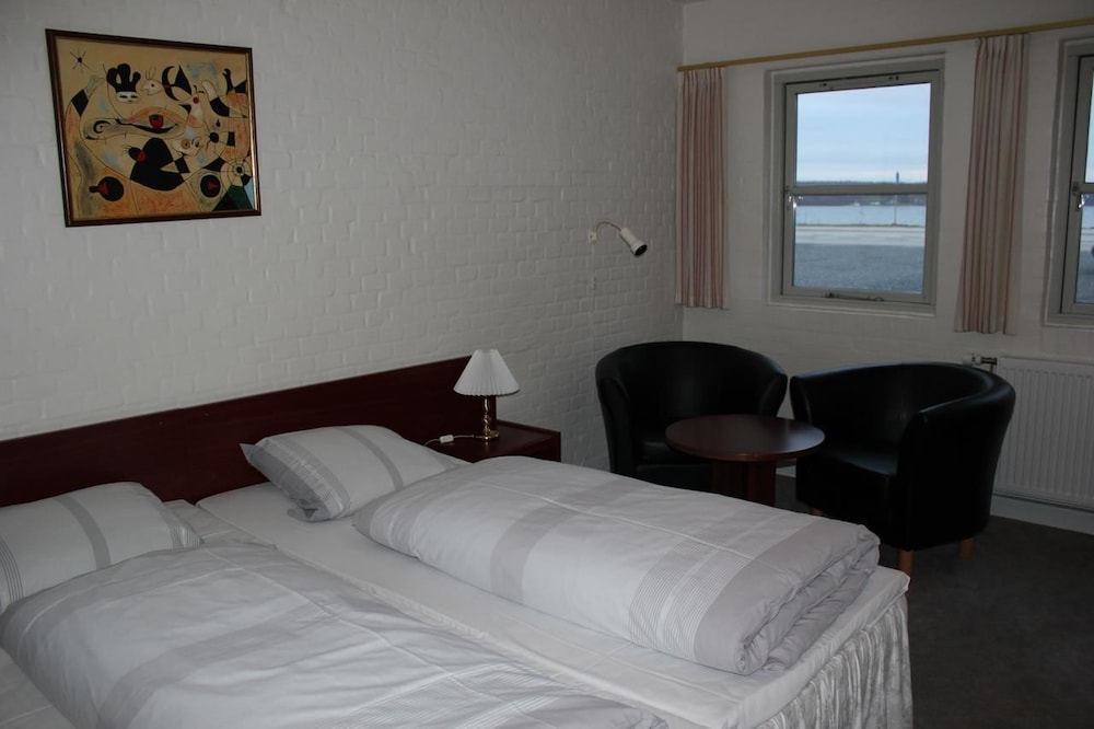 Standard Double Room, 2 Twin Beds, Accessible, Sea View