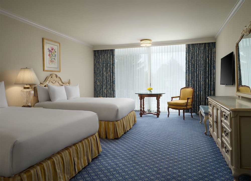 Deluxe Room, 2 Queen Beds