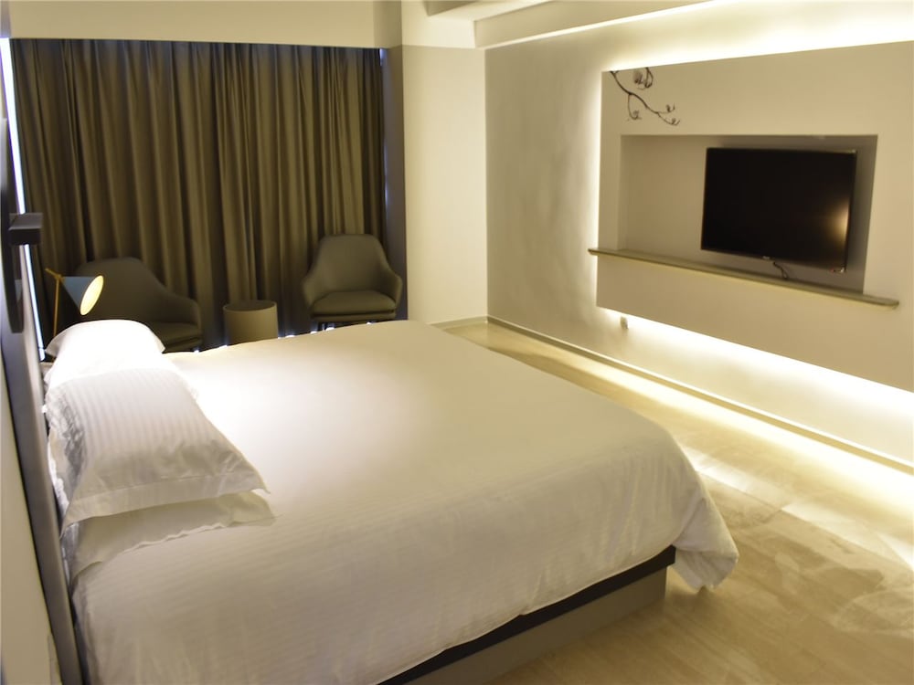 Business Room (B)