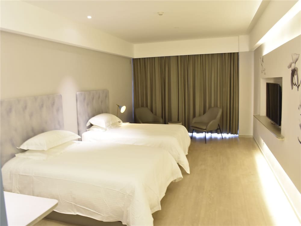 Business Twin Room (A)