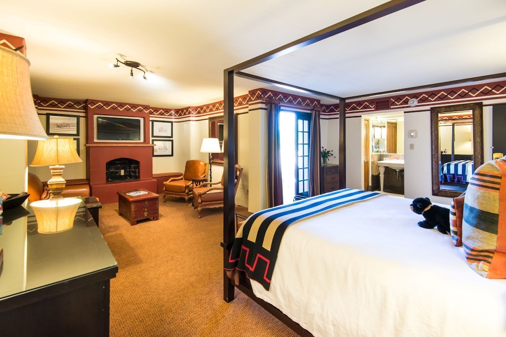 Room (Vista Grande)