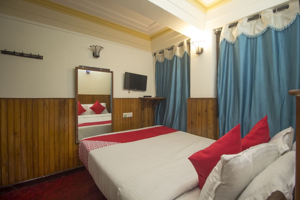Double Room, 1 Queen Bed
