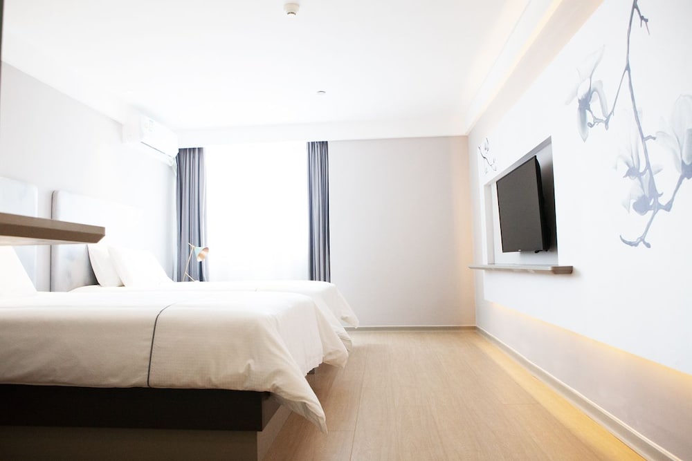 Business Twin Room (A)
