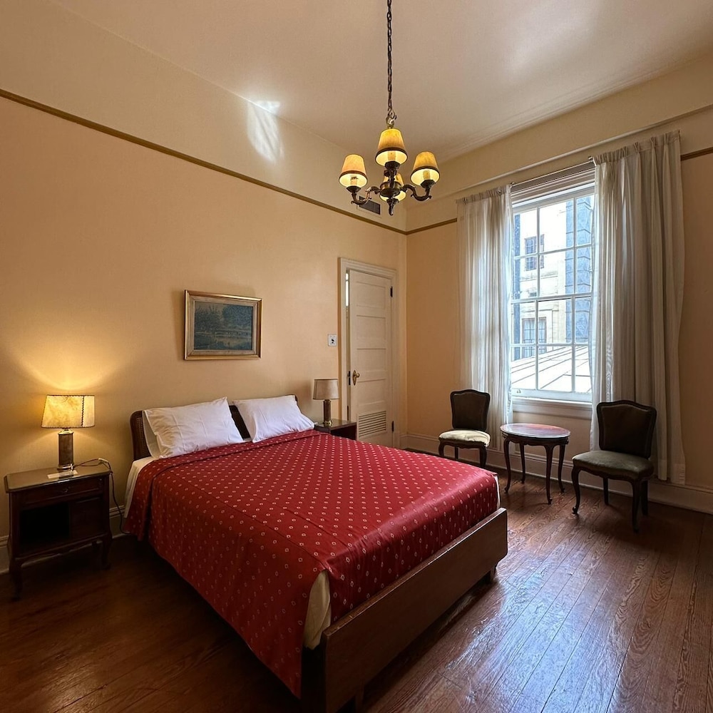 Classic Single Room