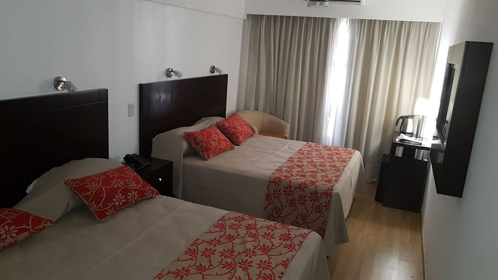 Superior Quadruple Room, City View