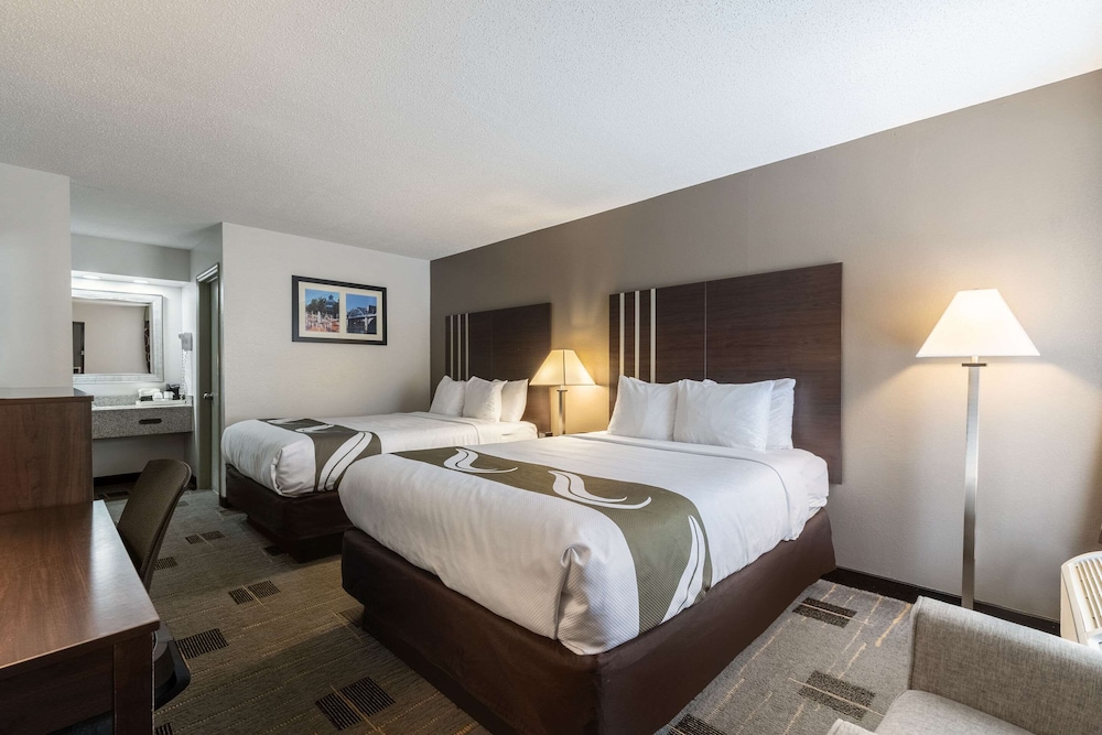 Standard Room, 2 Queen Beds, Non Smoking