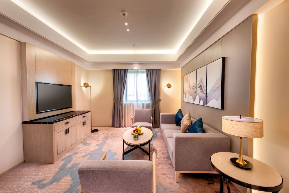 Deluxe Room, 1 King Bed (Joining Single Beds, 2F- 4F)