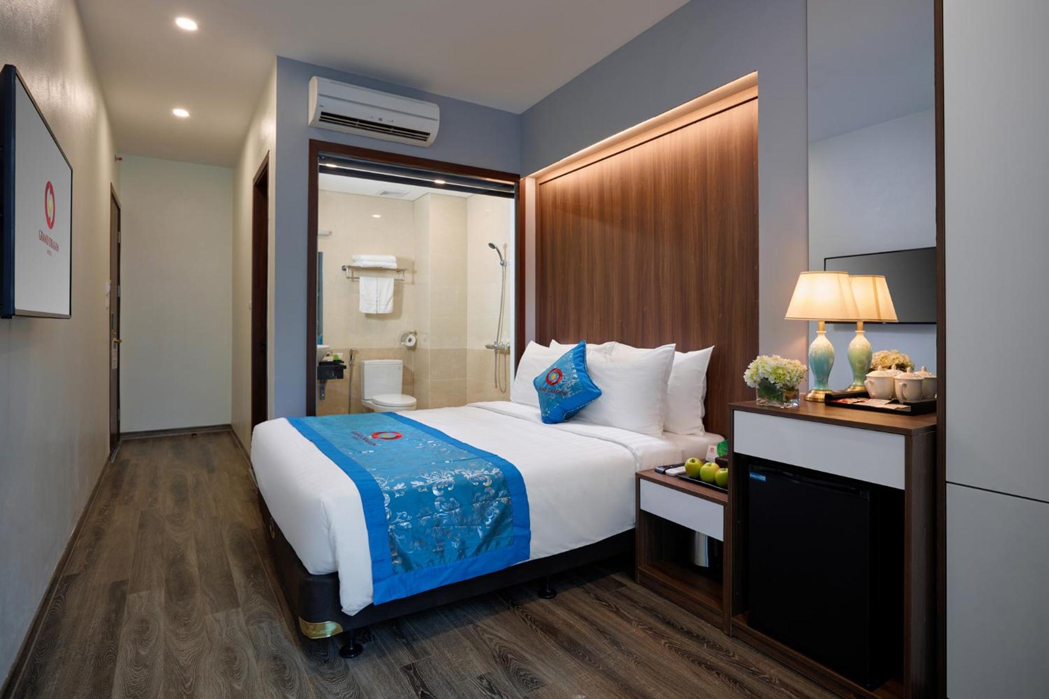 Premium Double Room with Window