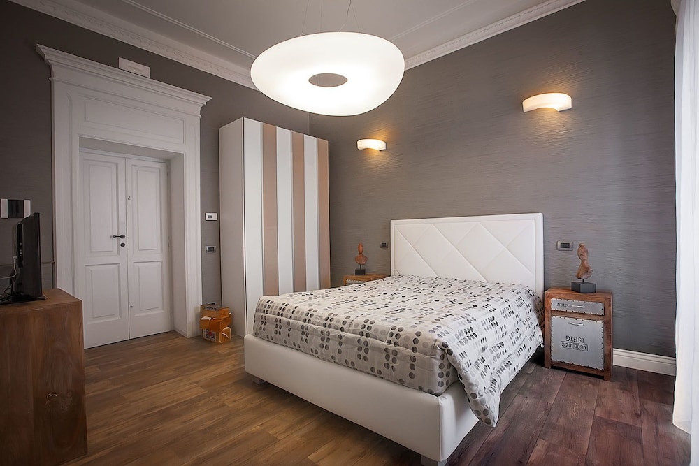 Suite (Vintage )