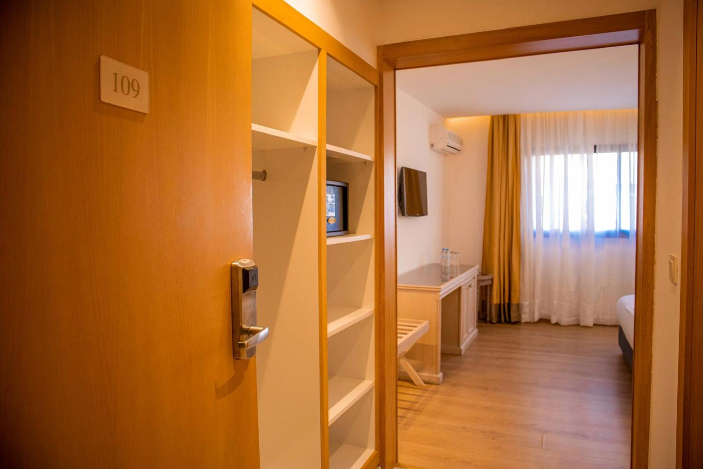 Standard Single Room