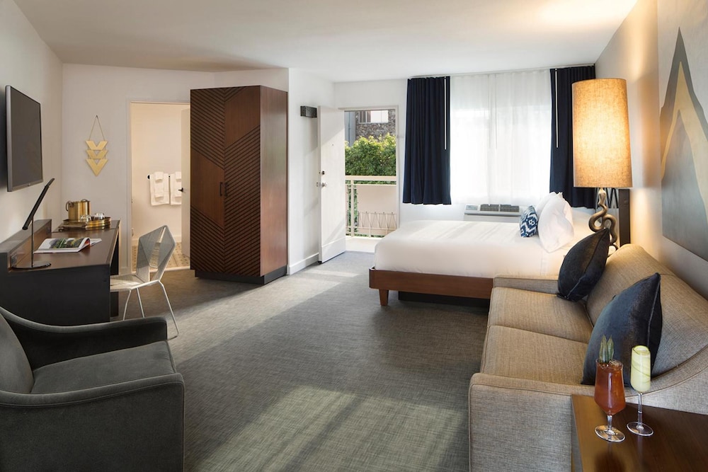 Elite Room