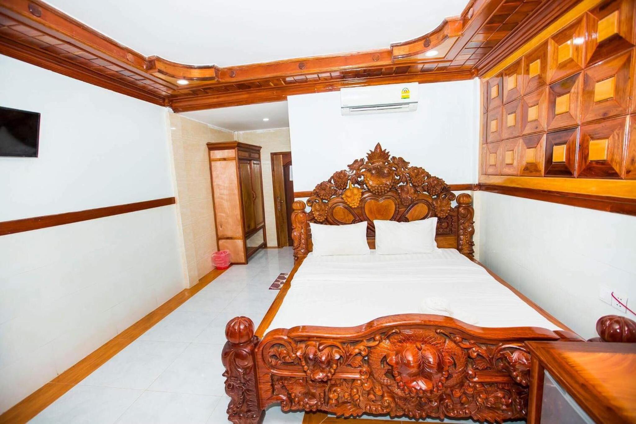 Deluxe Single Room