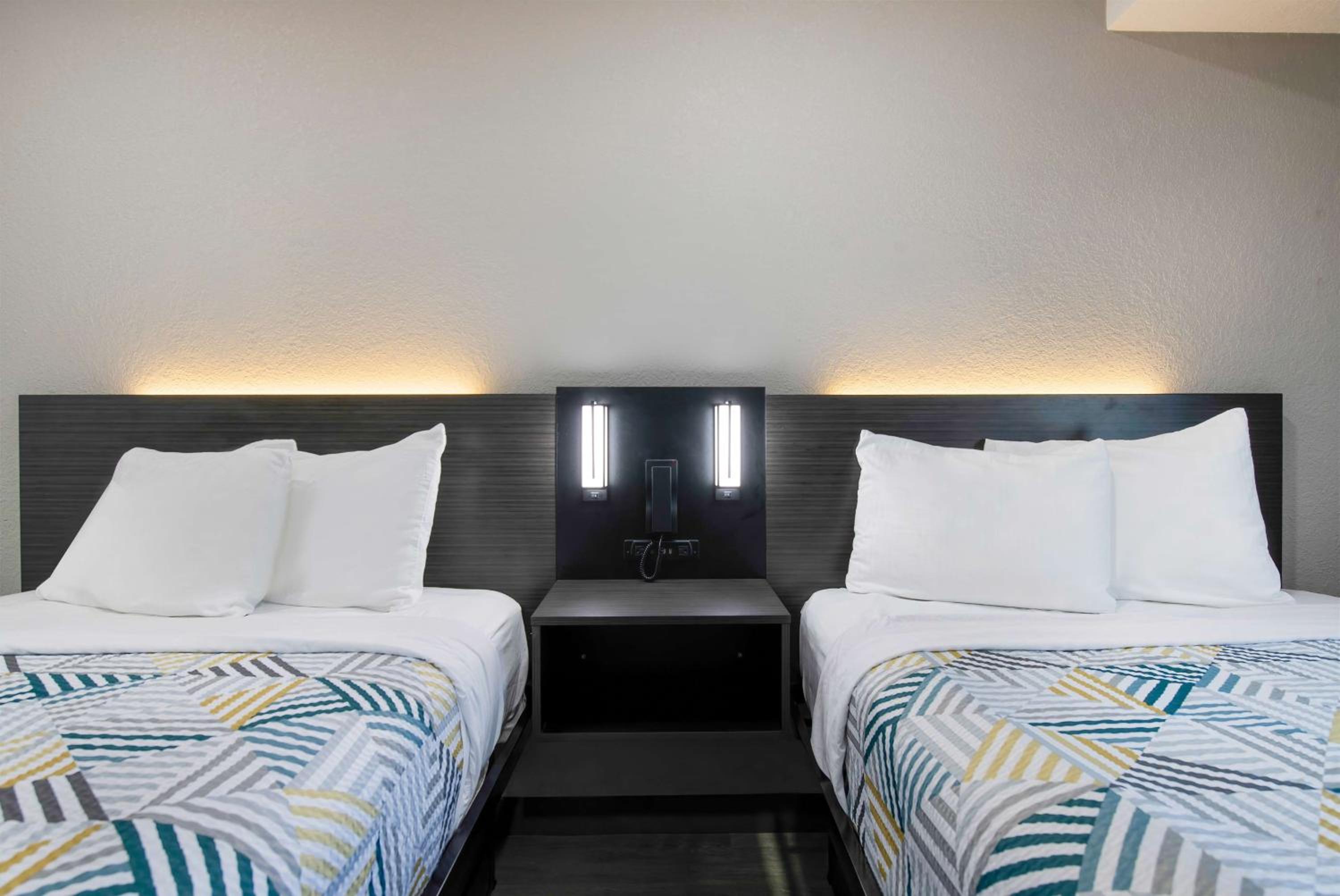 Quadruple Room - Disability Access - Non-Smoking