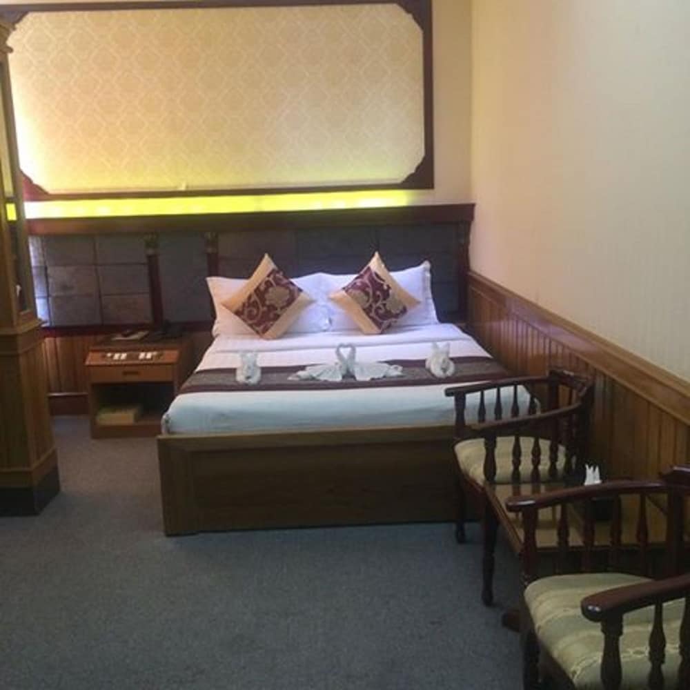 Standard Double Room, 1 Double Bed, Private Bathroom, City View