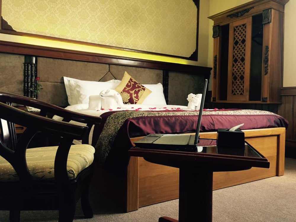 Superior Double Room, 1 Double Bed, Private Bathroom, City View