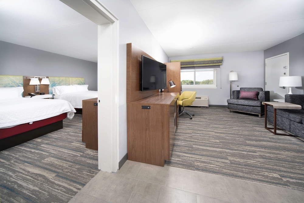 Suite, 2 Queen Beds, Non Smoking