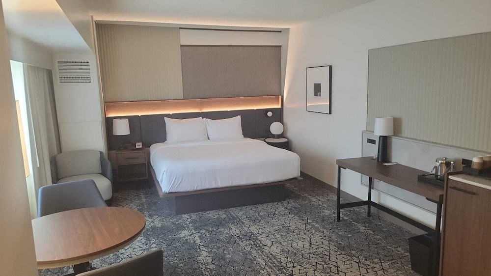 Presidential Room, 1 King Bed