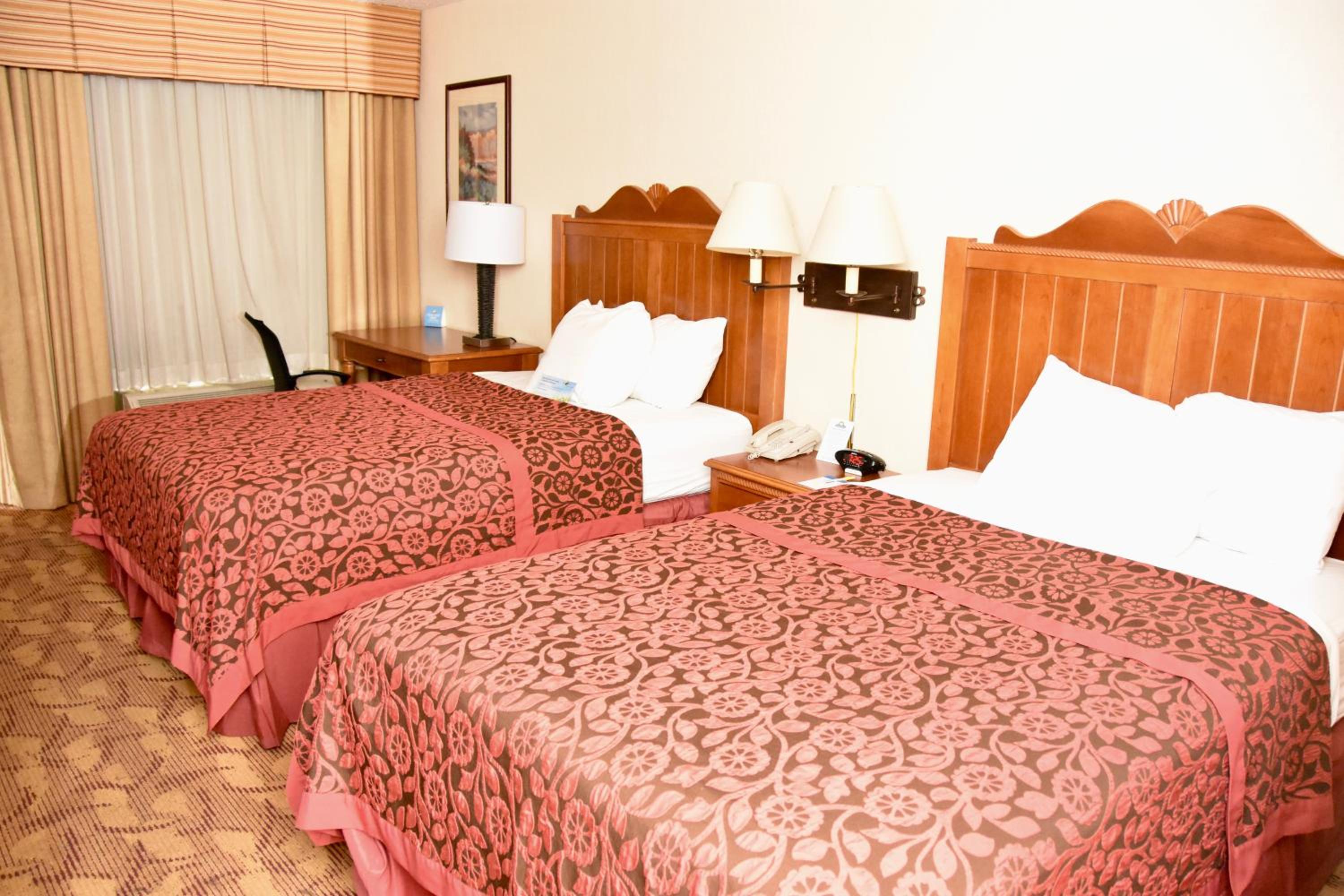 Double Room with Two Double Beds - Non-Smoking