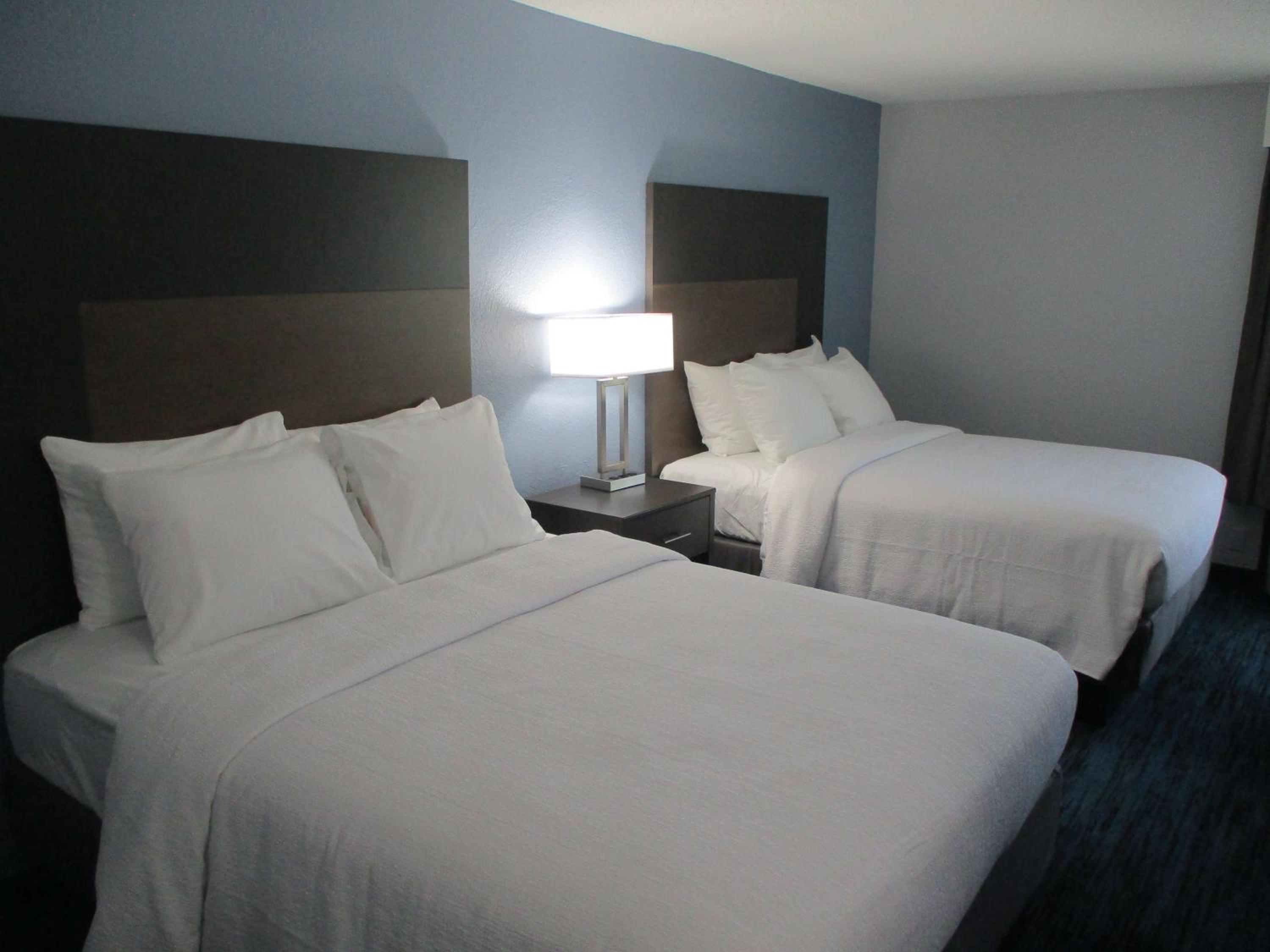 Queen Room with Two Queen Beds - Non-Smoking