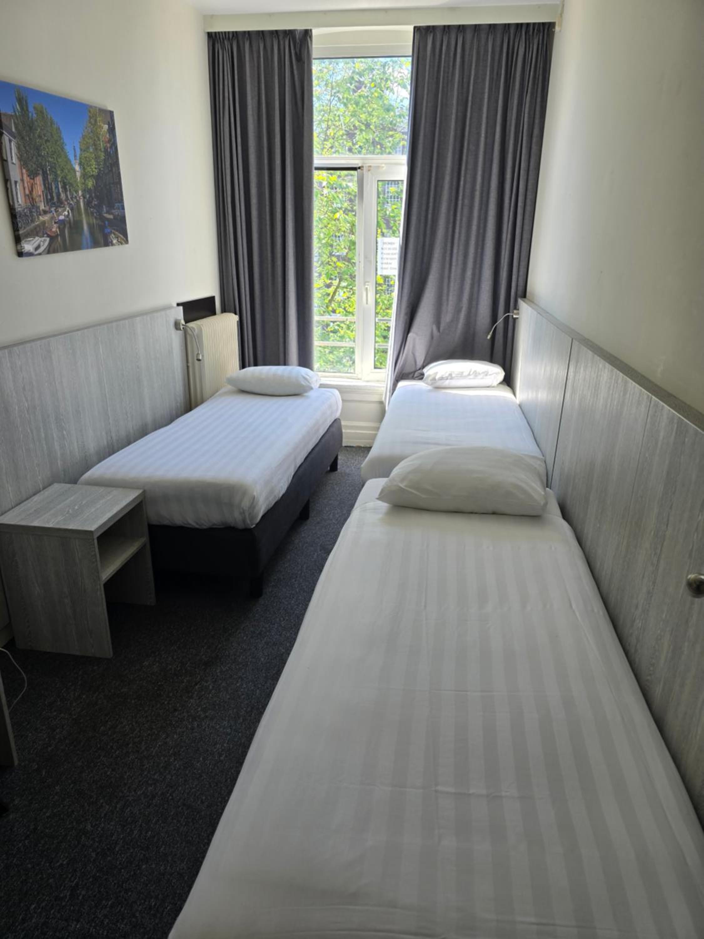 Triple Room With Shower