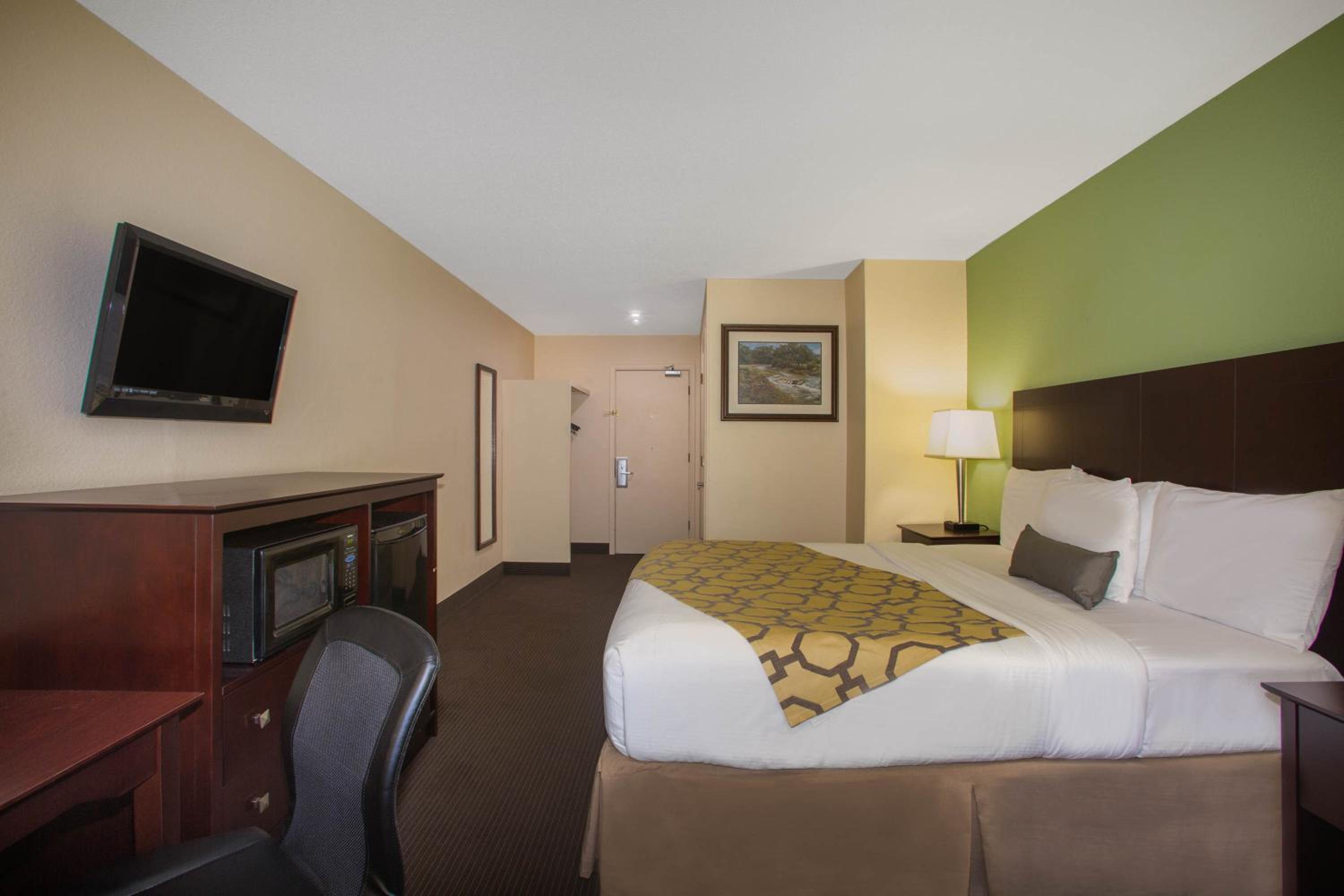 King Room - Mobility Access/Non-Smoking