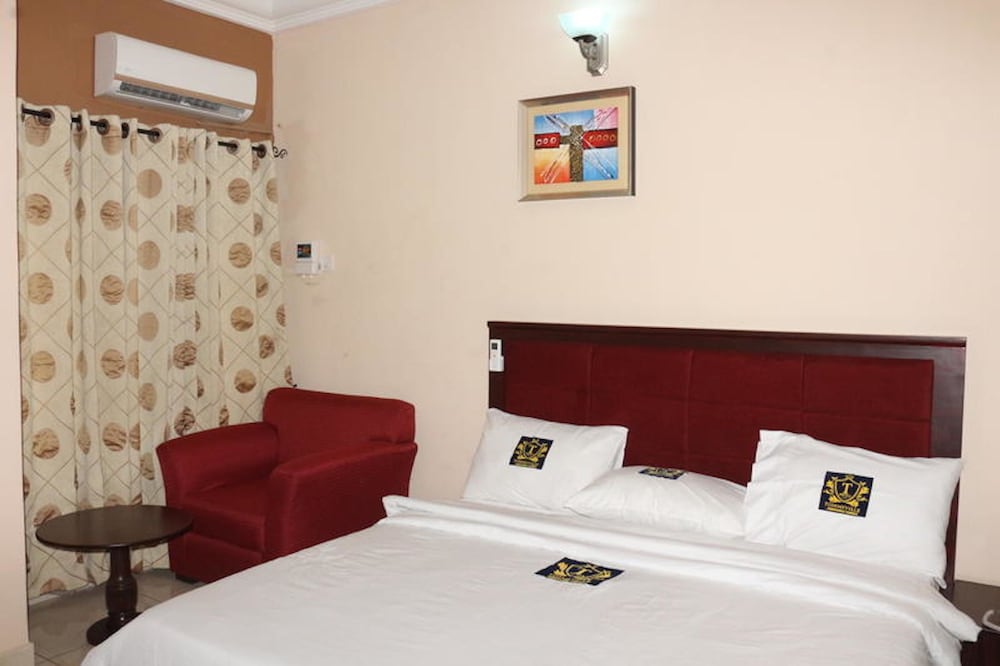 Premium Suite, 1 Queen Bed, Non Smoking