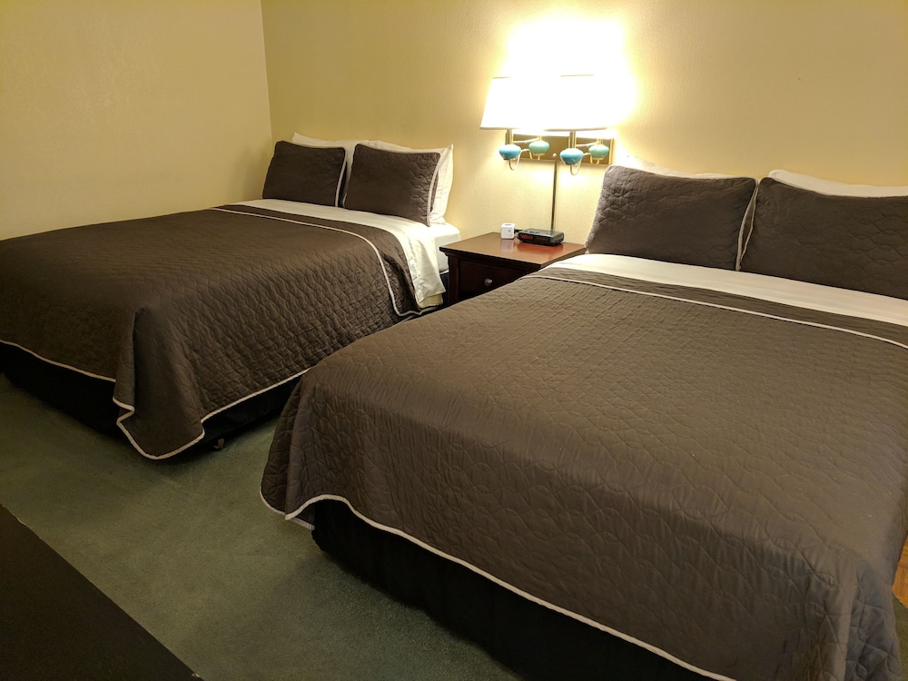 Family Room, 2 Double Beds, Non Smoking