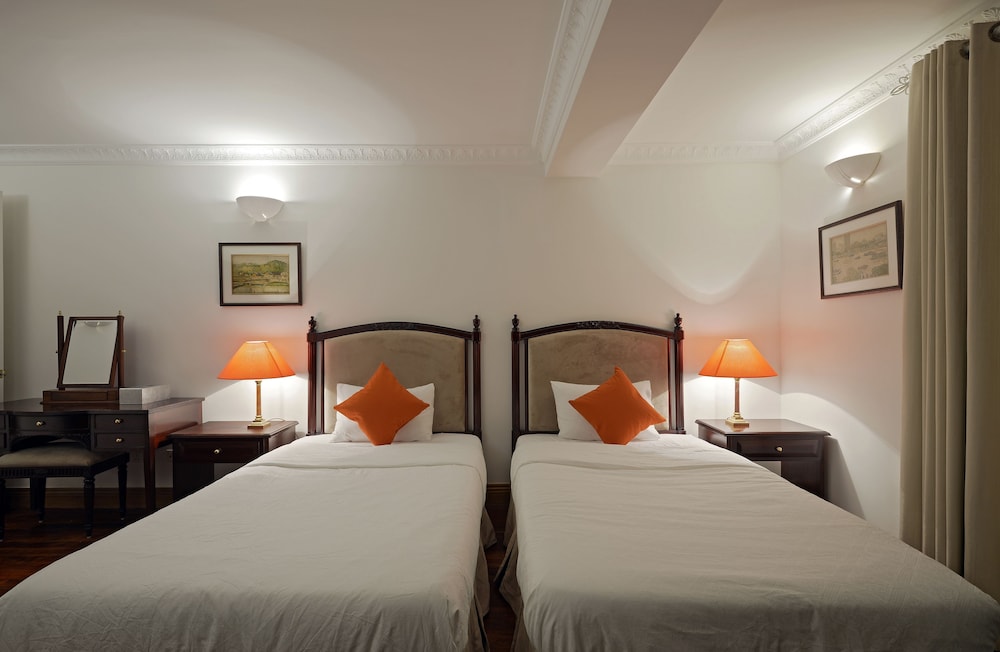 Luxury Twin Room